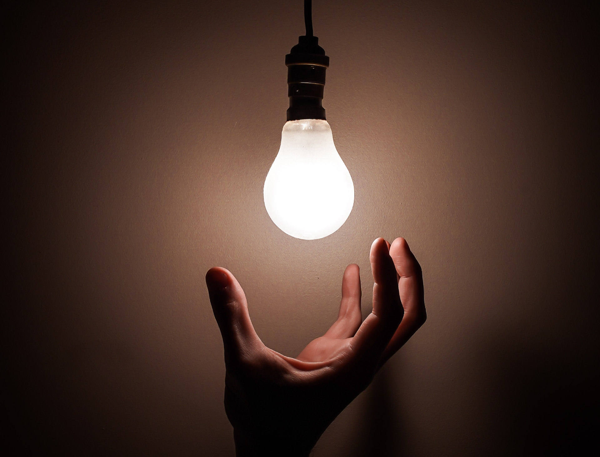 What you need to know about Lumen and Watt – Luke Roberts Lighting